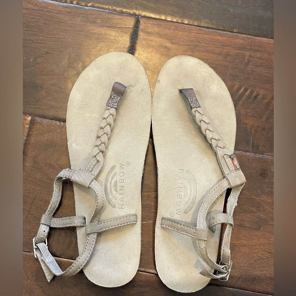 Rainbow sandals size XL, size 8.5-9.5